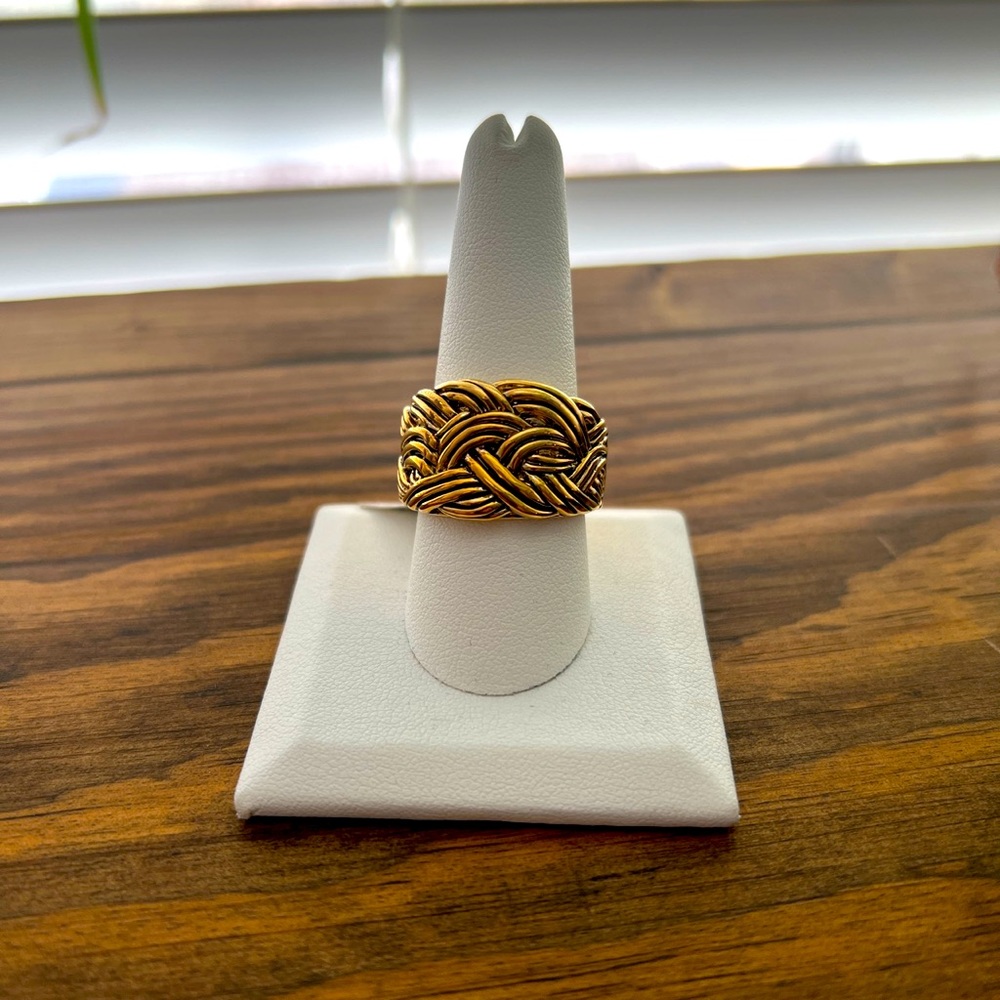 Discontinued Lisa Sophia Ring